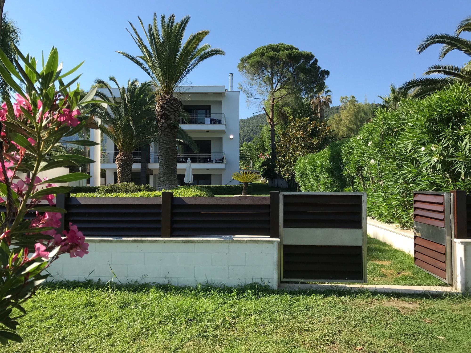 Samaya Beach House 보우르보우로우 외부 사진